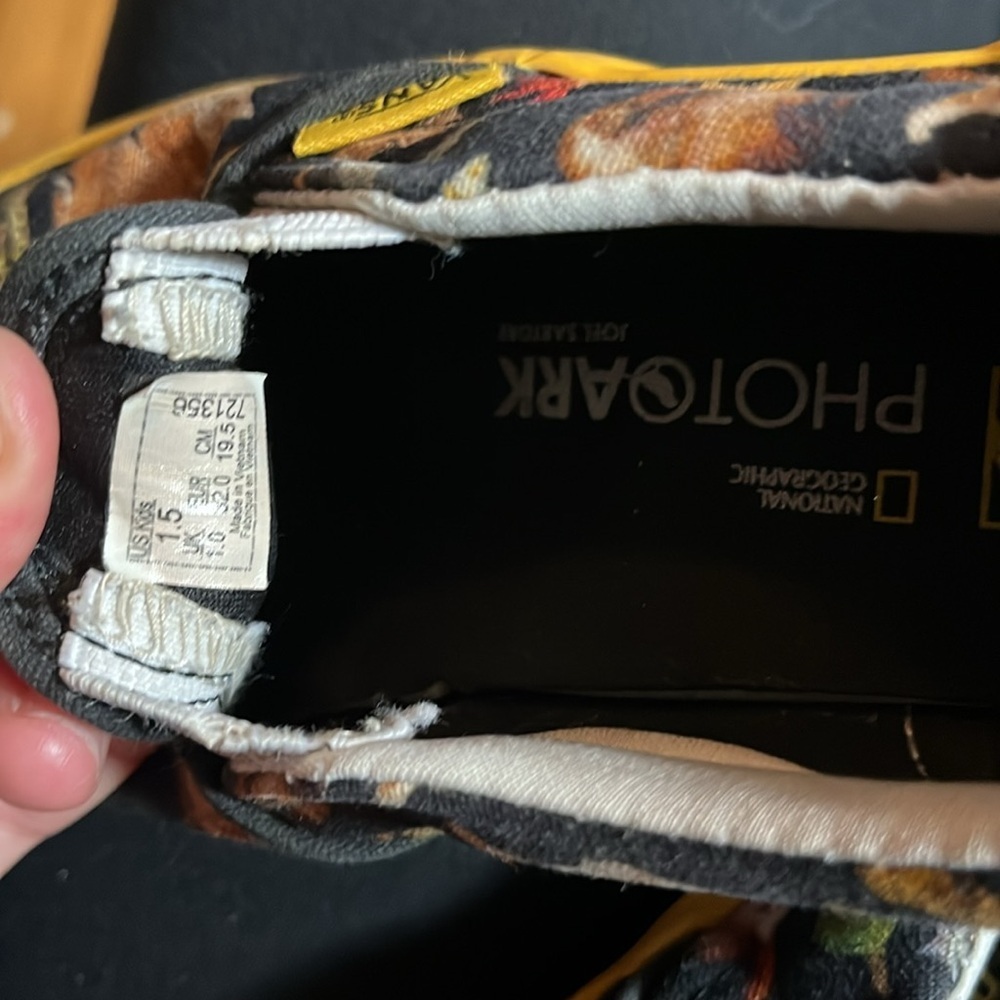 Kids Vans x National Geographic low top size 1.5 see pics GUC. - Picture 6 of 6